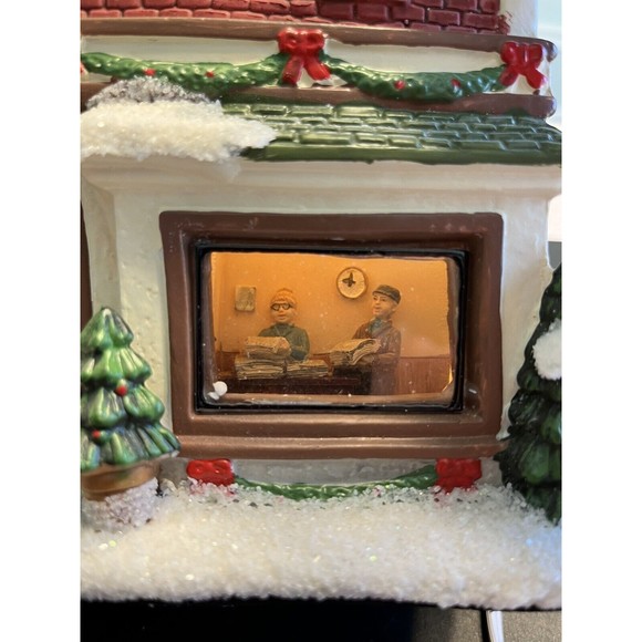 St Nicholas Square Village Gazette News Illuminates House Christmas Village IOB - Picture 6 of 16